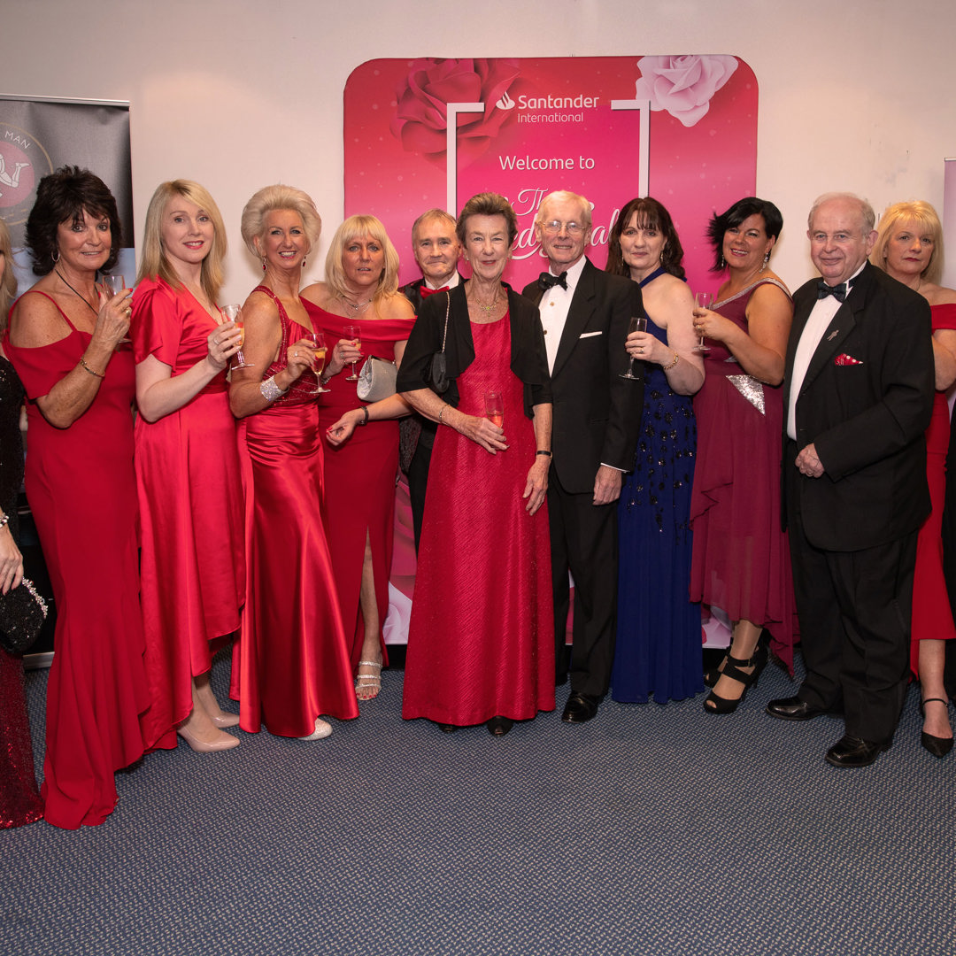 Mannin Cancers Committee With Lt Gov Cropped
