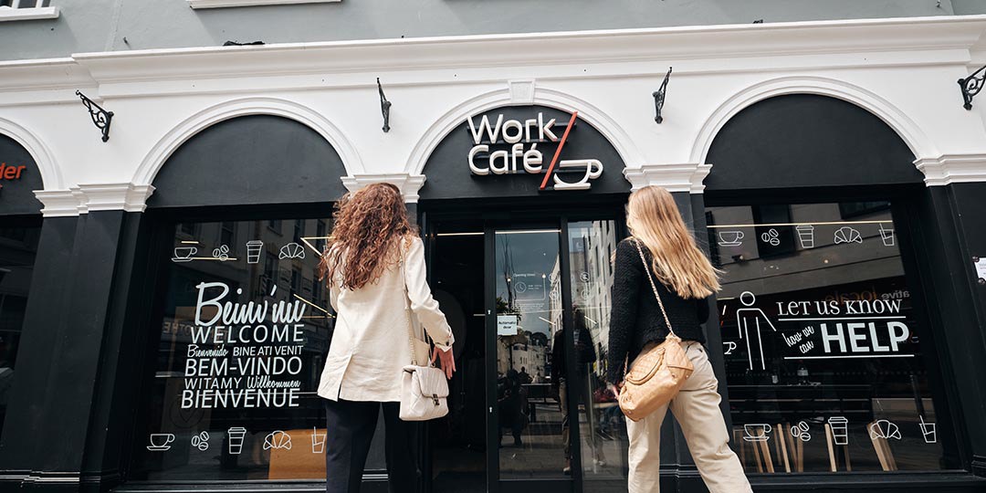 Work Cafe 0000 05.01 Santnader Work Cafe Day 1 0266